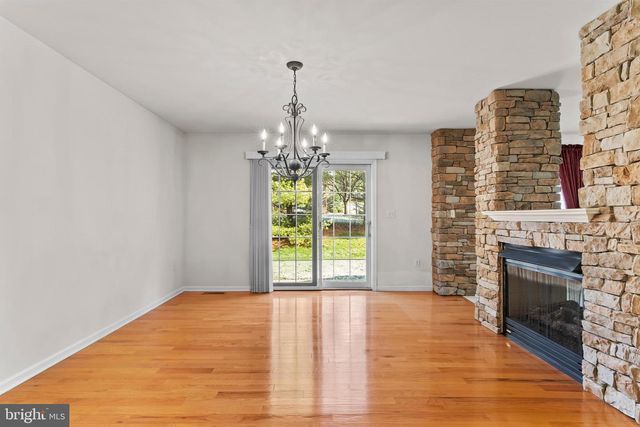 4230 ROTH FARM VILLAGE CIR, Mechanicsburg, PA 17050