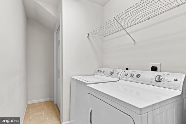 4230 ROTH FARM VILLAGE CIR, Mechanicsburg, PA 17050