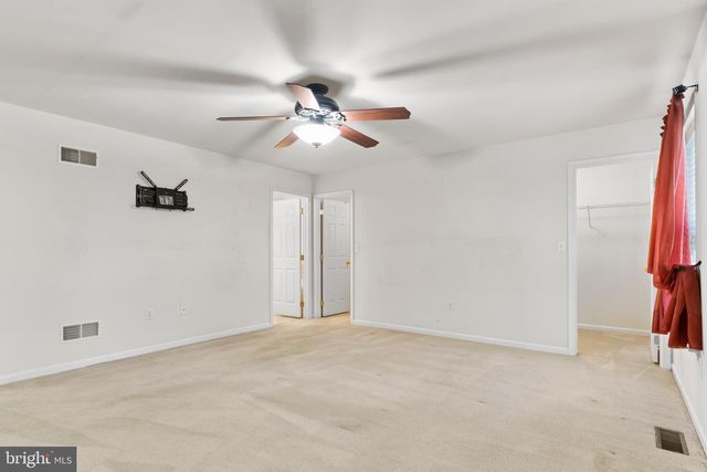 4230 ROTH FARM VILLAGE CIR, Mechanicsburg, PA 17050