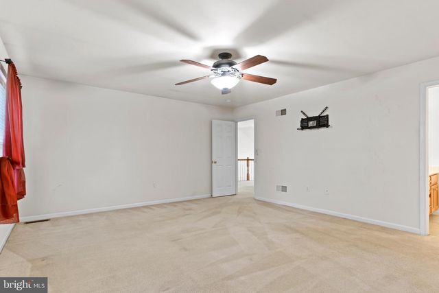 4230 ROTH FARM VILLAGE CIR, Mechanicsburg, PA 17050