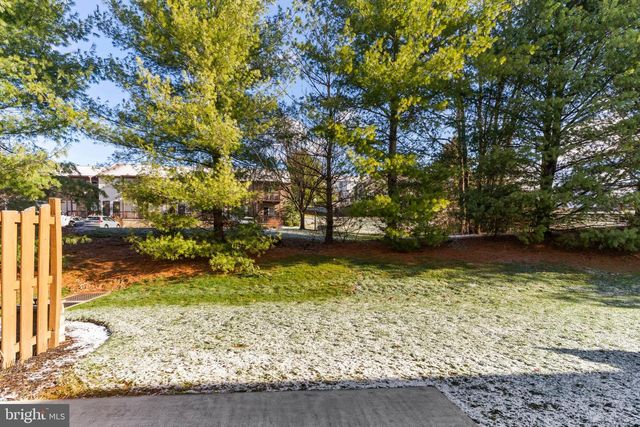 4230 ROTH FARM VILLAGE CIR, Mechanicsburg, PA 17050