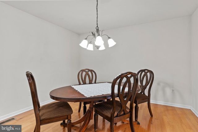 4230 ROTH FARM VILLAGE CIR, Mechanicsburg, PA 17050