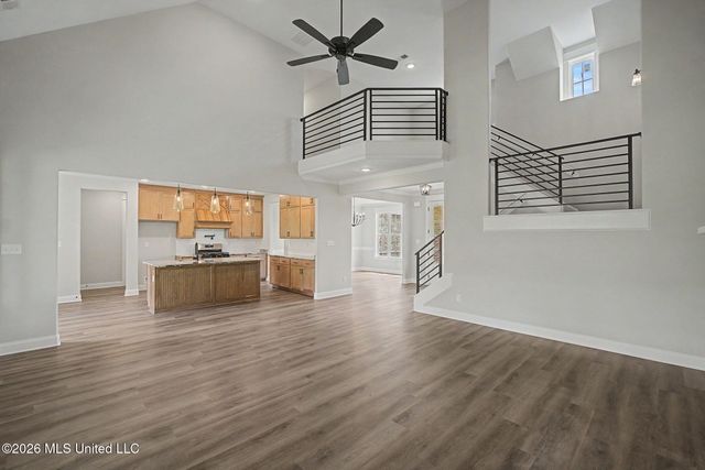 8130 Soaring Oaks Drive, Walls, MS 38680