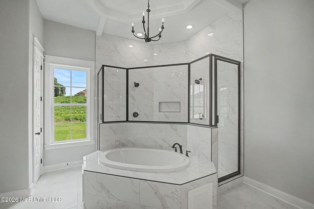 8130 Soaring Oaks Drive, Walls, MS 38680