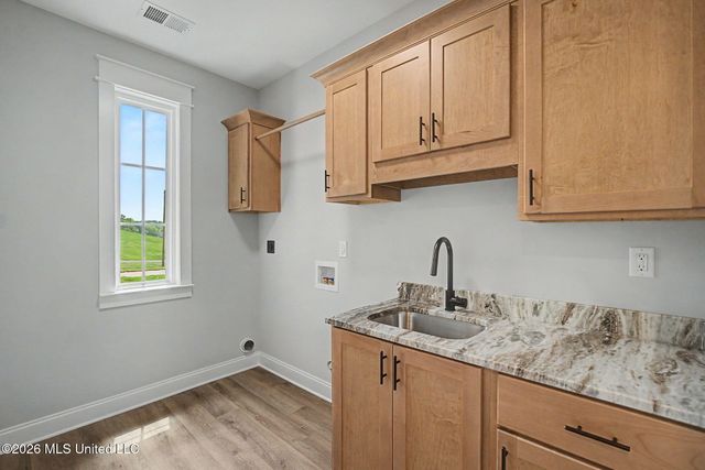 8130 Soaring Oaks Drive, Walls, MS 38680