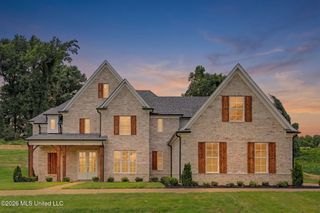 8130 Soaring Oaks Drive, Walls, MS 38680