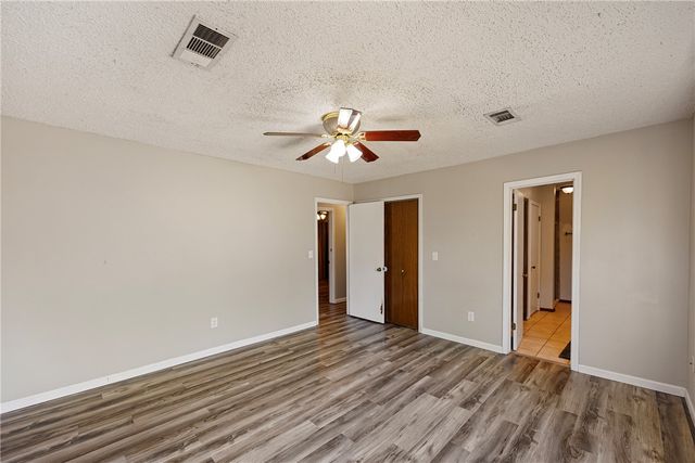 302 E Date Street, Russellville, AR 72802