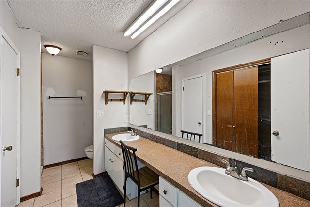 302 E Date Street, Russellville, AR 72802