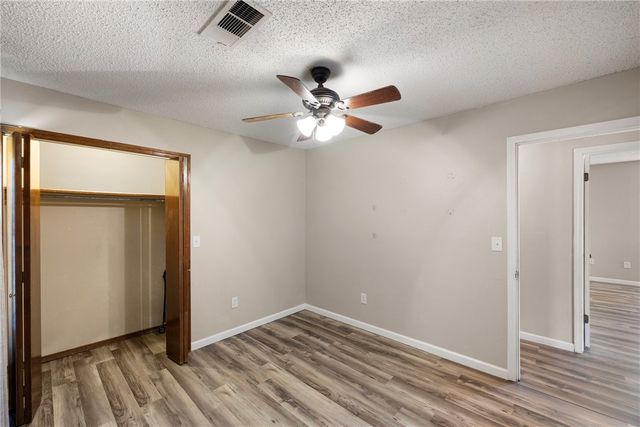 302 E Date Street, Russellville, AR 72802