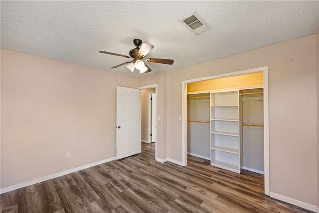 302 E Date Street, Russellville, AR 72802