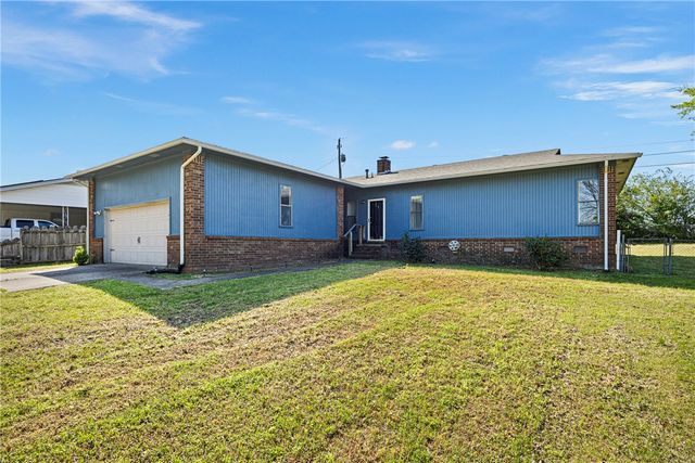 302 E Date Street, Russellville, AR 72802