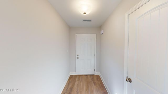 7951 Gardendale Drive, Olive Branch, MS 38654