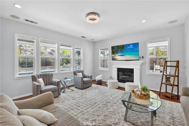 2883 Wolfson Circle, Corona, CA 92879