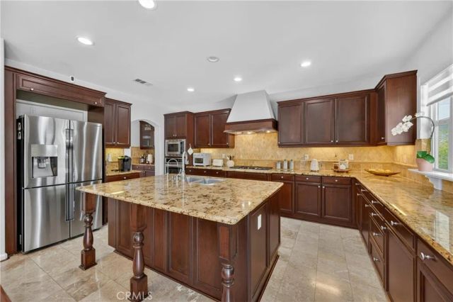 2883 Wolfson Circle, Corona, CA 92879