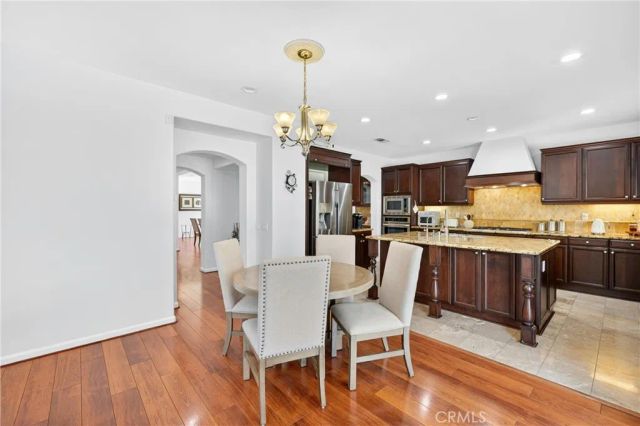 2883 Wolfson Circle, Corona, CA 92879