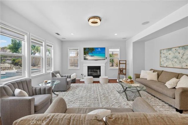 2883 Wolfson Circle, Corona, CA 92879