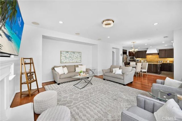 2883 Wolfson Circle, Corona, CA 92879