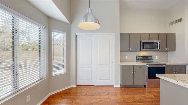 12831 S 45th Street, Phoenix, AZ 85044