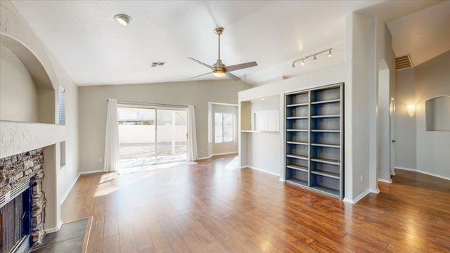 12831 S 45th Street, Phoenix, AZ 85044