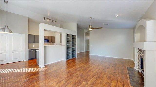 12831 S 45th Street, Phoenix, AZ 85044