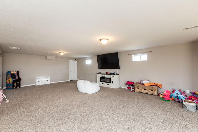 384 Chardonnay Valley, Walton, KY 41094