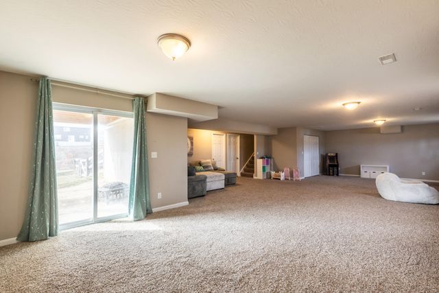 384 Chardonnay Valley, Walton, KY 41094