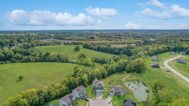 384 Chardonnay Valley, Walton, KY 41094