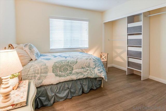 2451 Country View Gln, Escondido, CA 92026