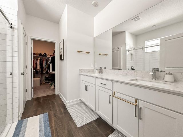 18334 SERENE LAKE LOOP, Lutz, FL 33548