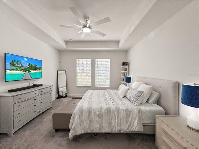 18334 SERENE LAKE LOOP, Lutz, FL 33548