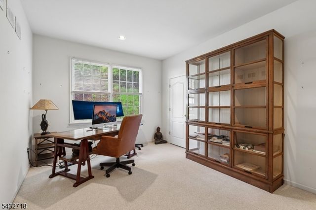 8 Pring Ct, West Orange Twp., NJ 07052