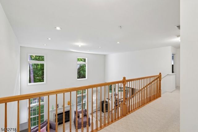 8 Pring Ct, West Orange Twp., NJ 07052