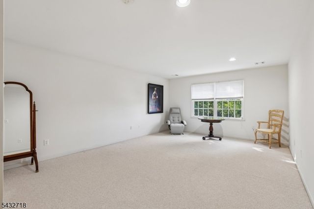 8 Pring Ct, West Orange Twp., NJ 07052