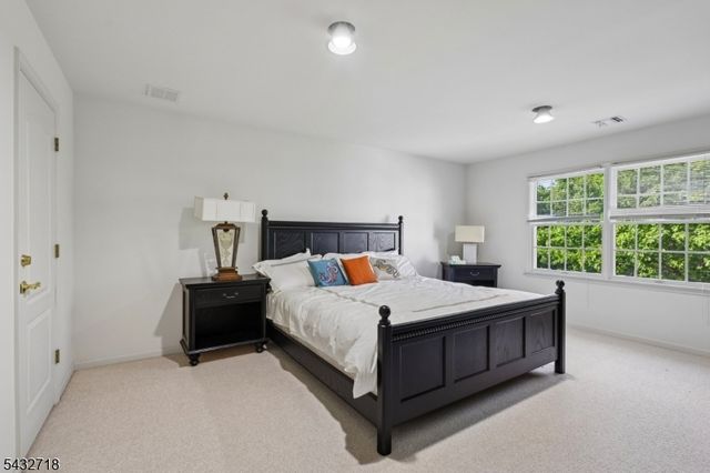 8 Pring Ct, West Orange Twp., NJ 07052