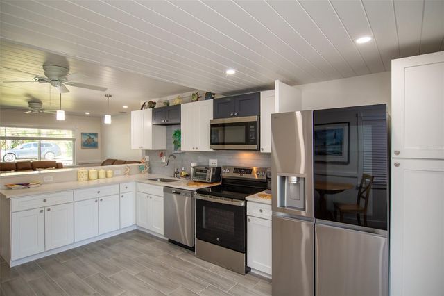 4311 126TH STREET W, Cortez, FL 34215