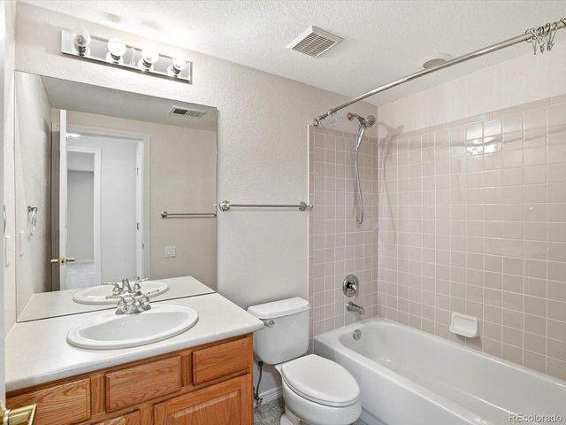 6700 W Dorado Dr 9, Littleton, CO 80123