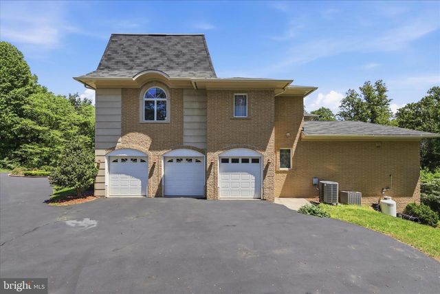 10911 BELGRAVIA CT, Great Falls, VA 22066