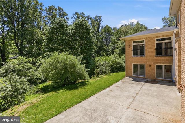 10911 BELGRAVIA CT, Great Falls, VA 22066