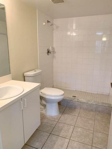 500 CRESTWOOD Court N 502, Royal Palm Beach, FL 33411