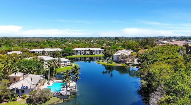 500 CRESTWOOD Court N 502, Royal Palm Beach, FL 33411