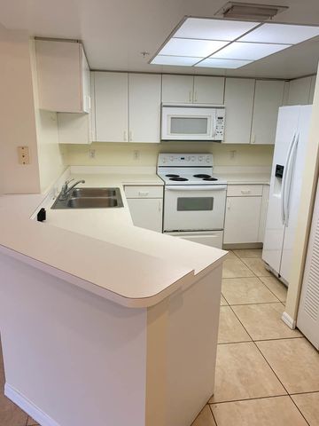 500 CRESTWOOD Court N 502, Royal Palm Beach, FL 33411