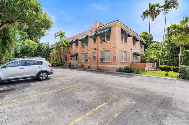 3409 S Le Jeune Rd, Coral Gables, FL 33134