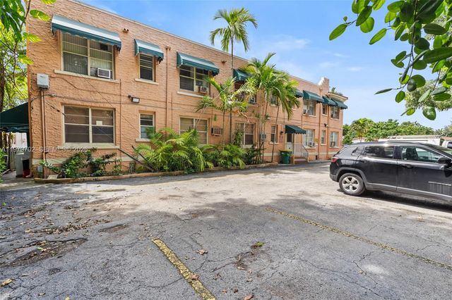 3409 S Le Jeune Rd, Coral Gables, FL 33134
