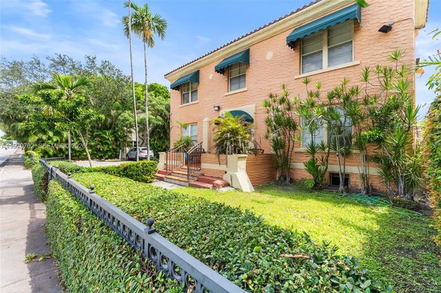 3409 S Le Jeune Rd, Coral Gables, FL 33134