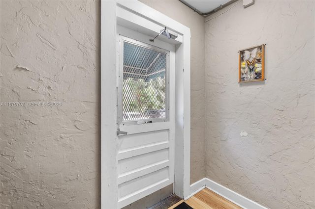 3409 S Le Jeune Rd, Coral Gables, FL 33134