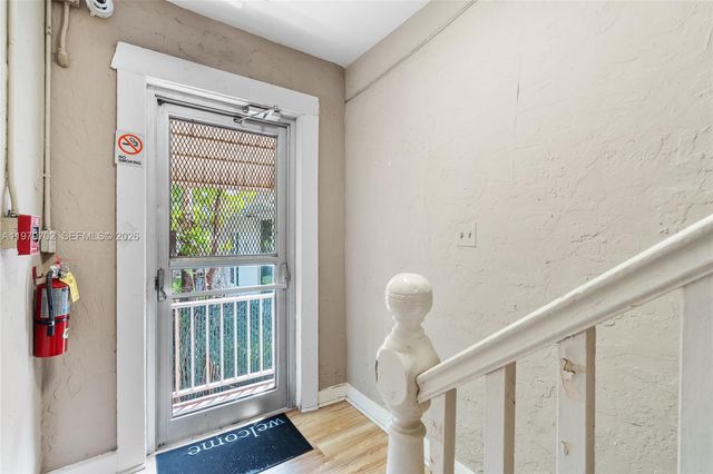 3409 S Le Jeune Rd, Coral Gables, FL 33134