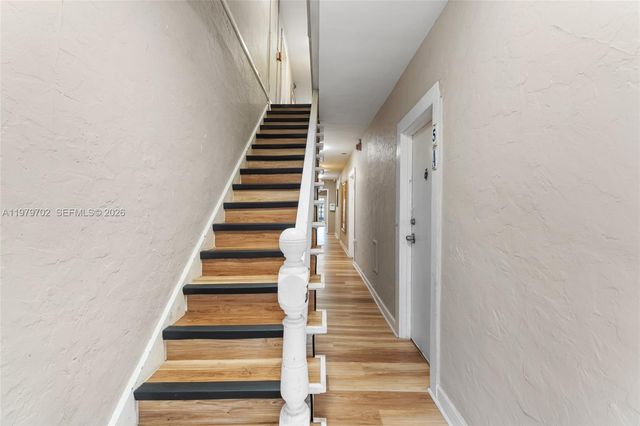 3409 S Le Jeune Rd, Coral Gables, FL 33134