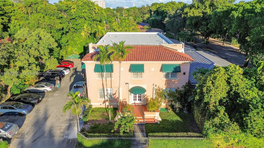 3409 S Le Jeune Rd, Coral Gables, FL 33134