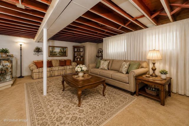 3800 Highland Avenue, Berwyn, IL 60402