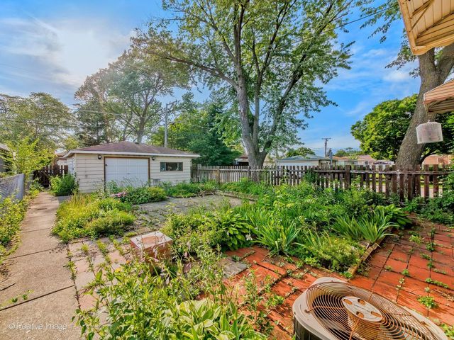 3800 Highland Avenue, Berwyn, IL 60402